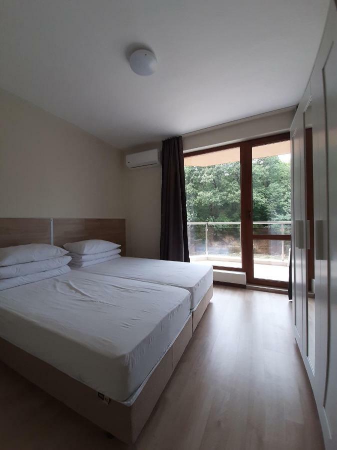 Vesta Riviera - Free Parking Aparthotel Golden Sands Exteriör bild