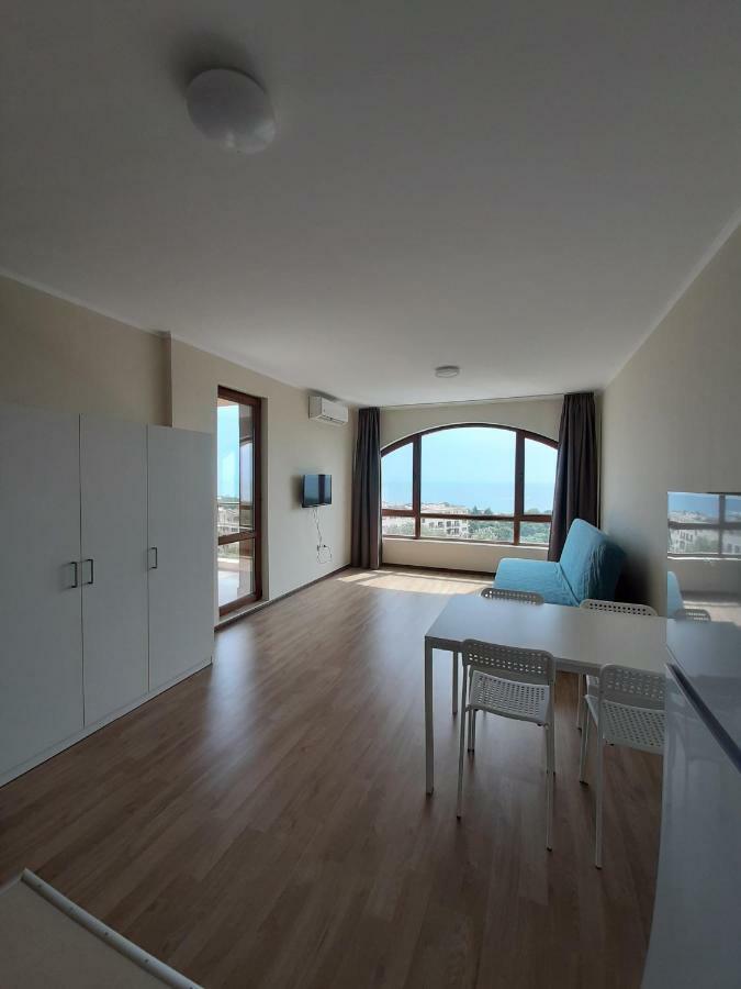Vesta Riviera - Free Parking Aparthotel Golden Sands Exteriör bild